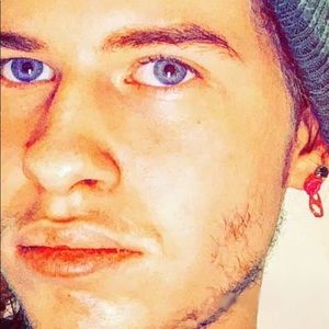 Meet your Posher, Zacknemmy